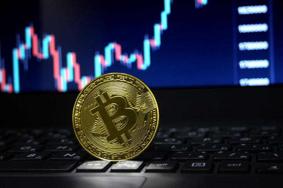 仮想通貨取引の税金対策ガイド：賢く合法的に節税する方法